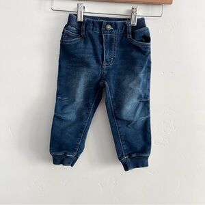 Levi’s joggers